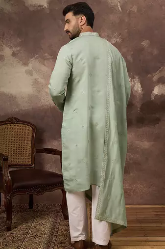 Men green silk blend embroidered straight kurta trouser with dupatta