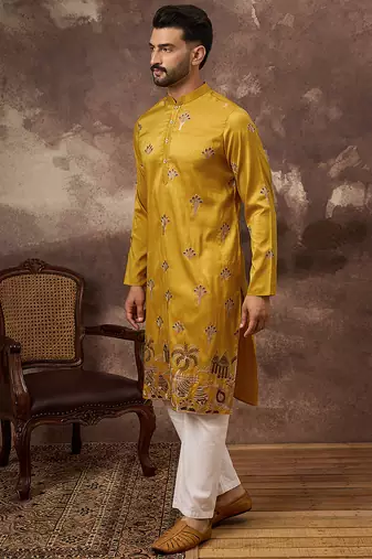 Men yellow silk blend solid embroidered straight kurta
