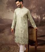 Men green silk blend solid embroidered straight kurta