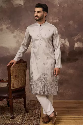 Men grey silk blend solid embroidered straight kurta