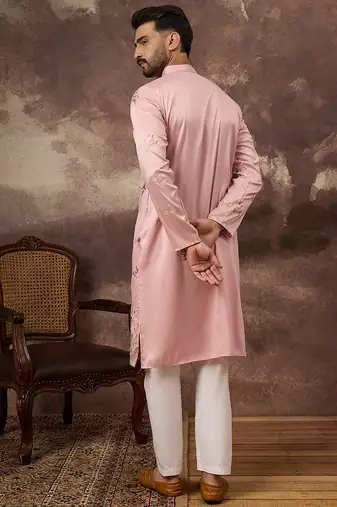 Men peach silk blend solid embroidered straight kurta