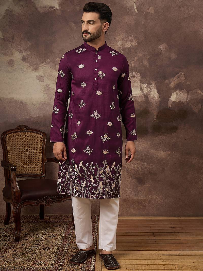 Men purple silk blend solid embroidered straight kurta