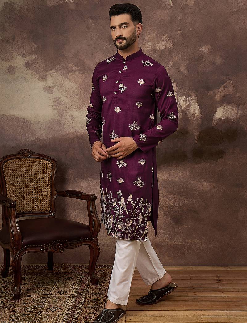 Men purple silk blend solid embroidered straight kurta