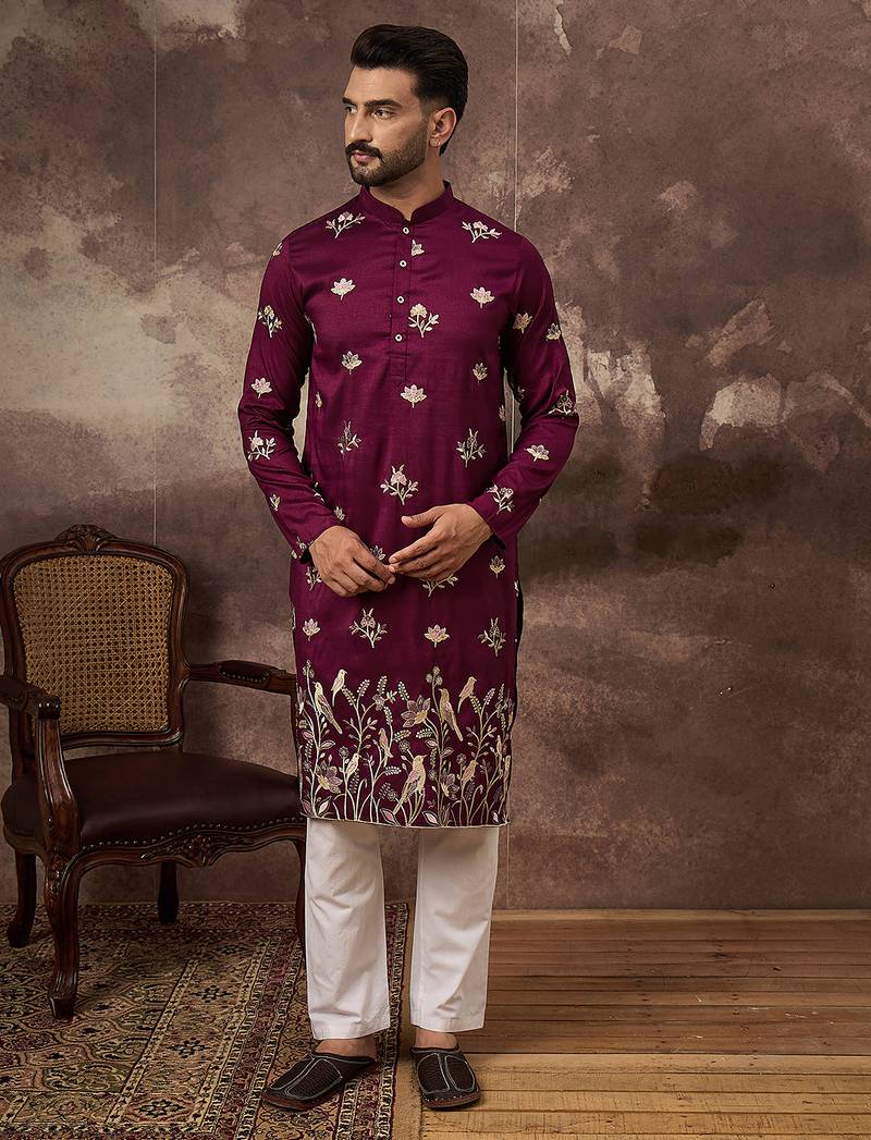 Men purple silk blend solid embroidered straight kurta