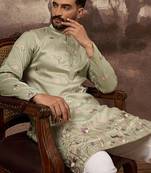 Men green silk blend solid embroidered straight kurta