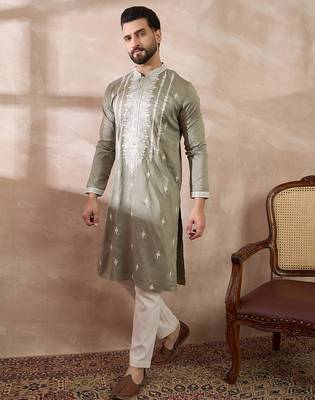 Men green silk blend embroidered mandarin collar straight kurta 3