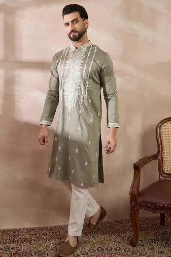 Men green silk blend embroidered mandarin collar straight kurta