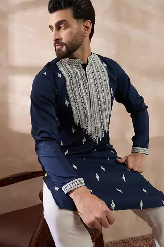 Men navy blue silk blend embroidered mandarin collar straight kurta