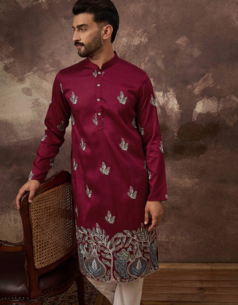 Men maroon silk blend solid embroidered straight kurta