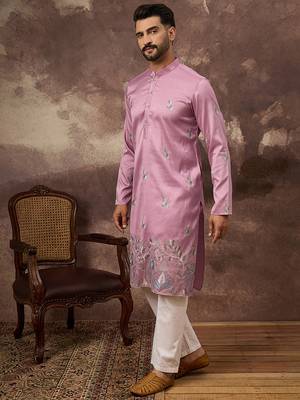 Men pink silk blend solid embroidered straight kurta 3