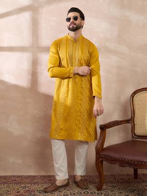 Men mustard silk blend embroidered mandarin collar straight kurta 3