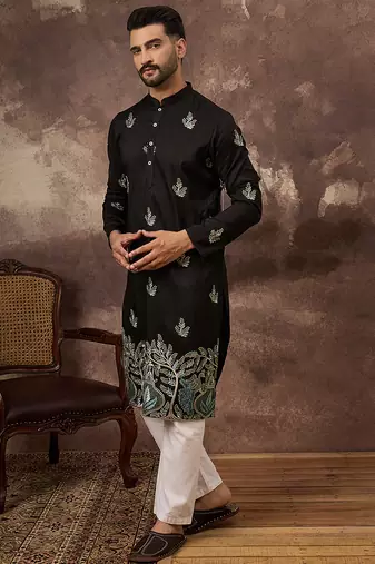 Men black silk blend solid embroidered straight kurta
