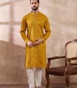 Men mustard silk blend embroidered mandarin collar straight kurta