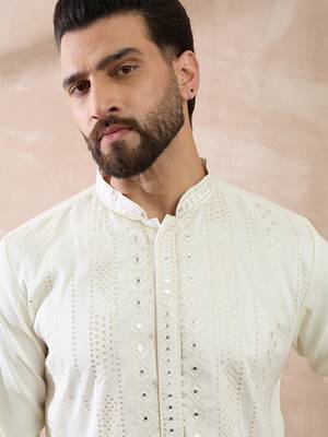 Men white silk blend embroidered mandarin collar straight kurta 2