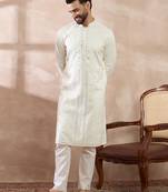 Men white silk blend embroidered mandarin collar straight kurta