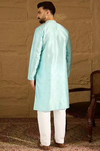 Men blue silk blend solid woven design straight kurta