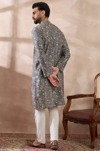 Men grey silk blend printed mandarin collar straight kurta