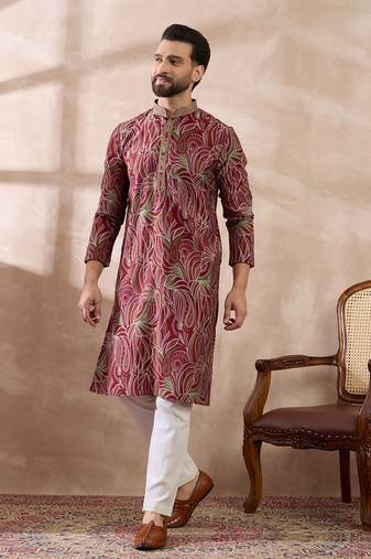 Men red silk blend printed mandarin collar straight kurta