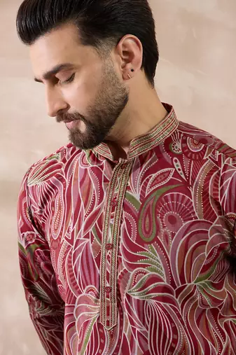 Men red silk blend printed mandarin collar straight kurta