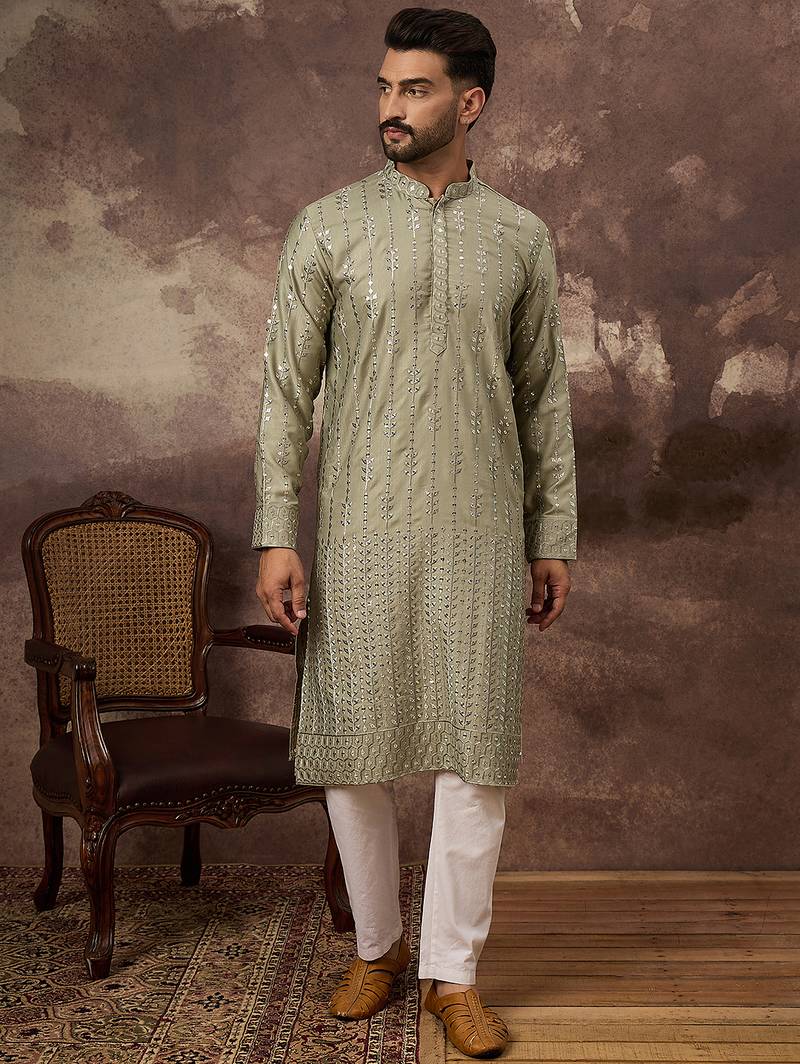 Men green silk blend solid embroidered straight kurta
