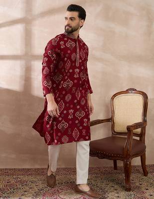 Men red silk blend printed mandarin collar straight kurta 5