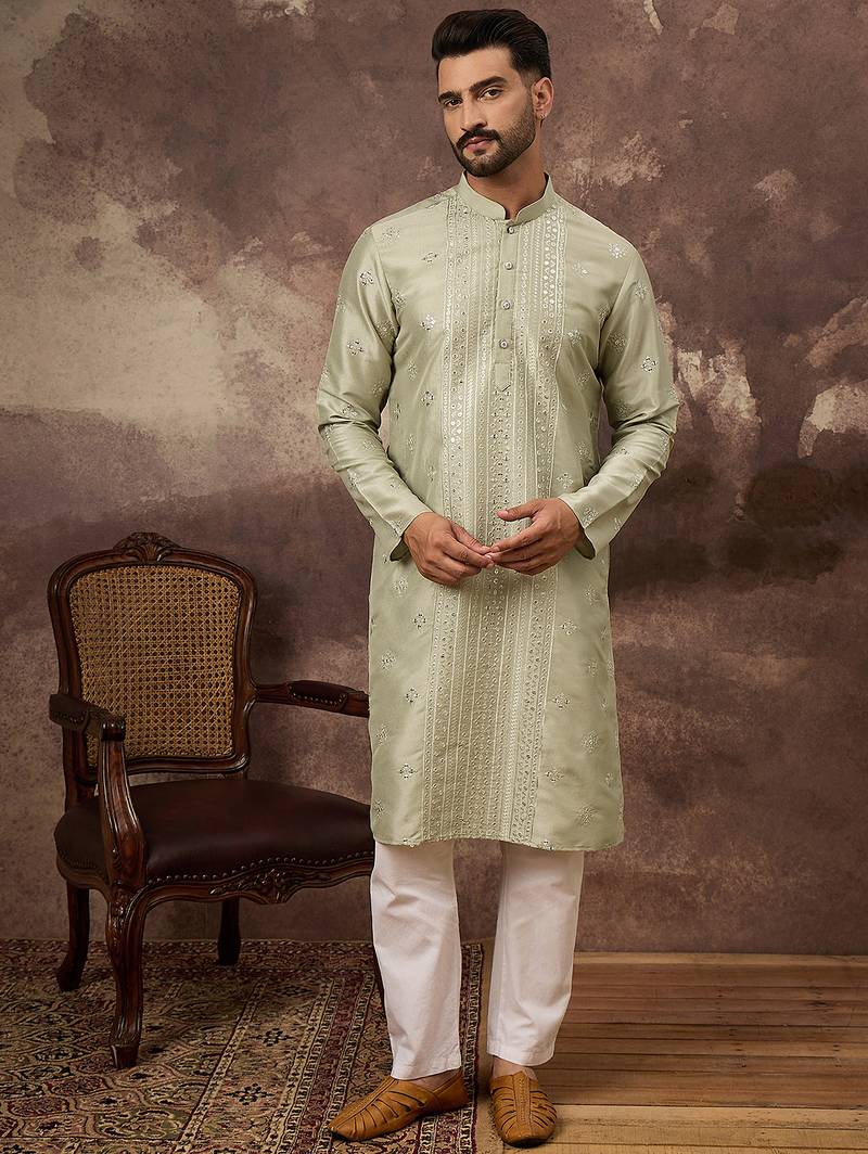 Men green silk blend solid embroidered straight kurta