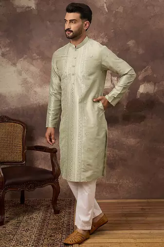 Men green silk blend solid embroidered straight kurta