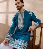 Men blue silk blend embroidered mandarin collar straight kurta