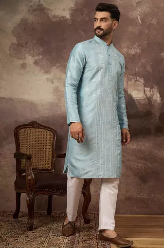 Men blue silk blend solid embroidered straight kurta