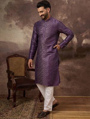 Men purple silk blend solid embroidered straight kurta 3