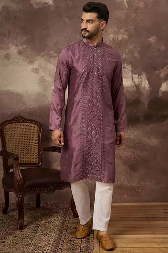 Men mauve silk blend solid embroidered straight kurta