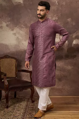 Men mauve silk blend solid embroidered straight kurta