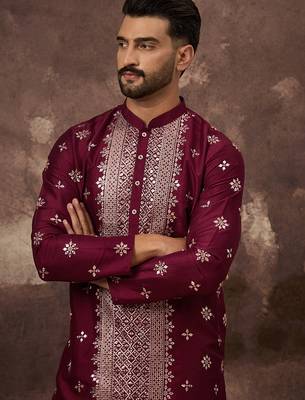 Men maroon silk blend solid embroidered straight kurta 1