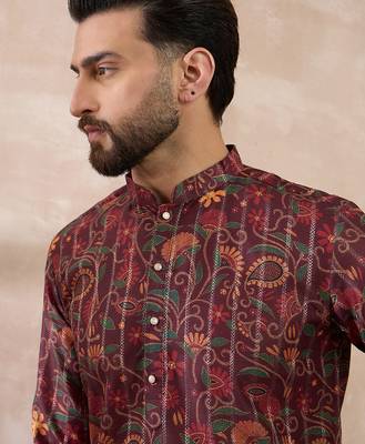 Men maroon silk blend printed mandarin collar straight kurta 2