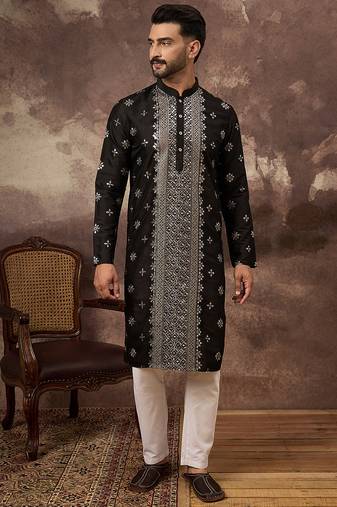 Men black silk blend solid embroidered straight kurta