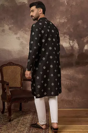 Men black silk blend solid embroidered straight kurta