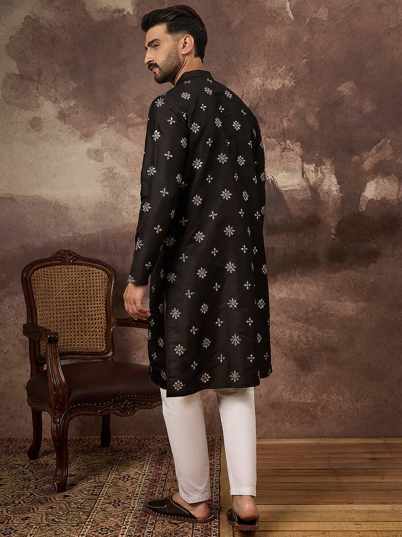 Men black silk blend solid embroidered straight kurta