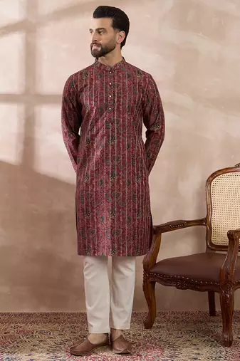 Men maroon silk blend printed mandarin collar straight kurta