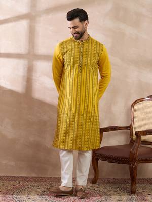 Men yellow silk blend embroidered mandarin collar straight kurta 3