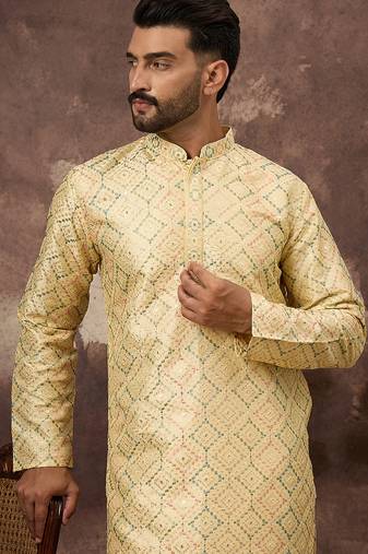 Men yellow silk blend solid embroidered straight kurta