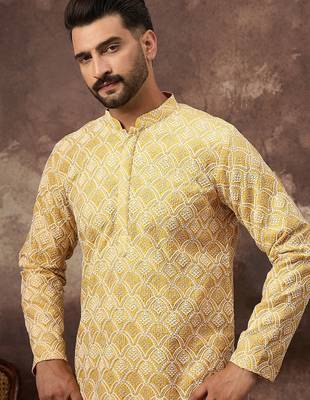 Men yellow viscose rayon solid embroidered straight kurta 2
