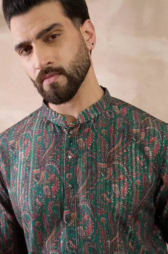Men green silk blend printed mandarin collar straight kurta