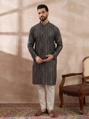 Men green silk blend printed mandarin collar straight kurta 5