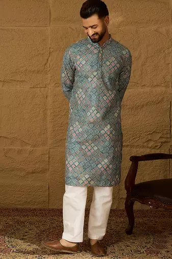 Men blue viscose rayon abstract embroidered straight kurta