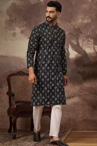 Men black viscose rayon geometric embroidered straight kurta