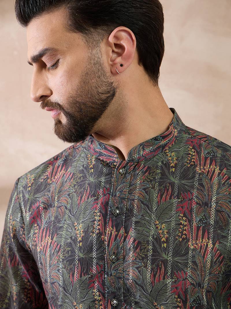 Men black silk blend printed mandarin collar straight kurta