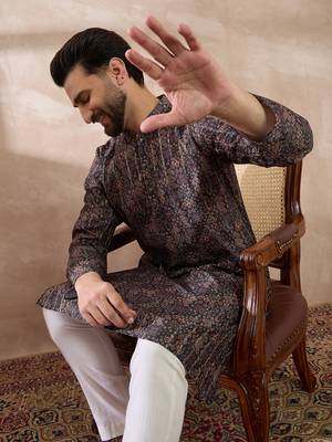 Men black silk blend printed mandarin collar straight kurta 3