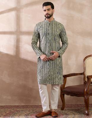 Men green silk blend printed mandarin collar straight kurta with trouser 3