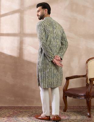Men green silk blend printed mandarin collar straight kurta with trouser 4