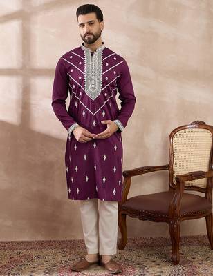 Men purple silk blend embroidered mandarin collar straight kurta with trouser 2